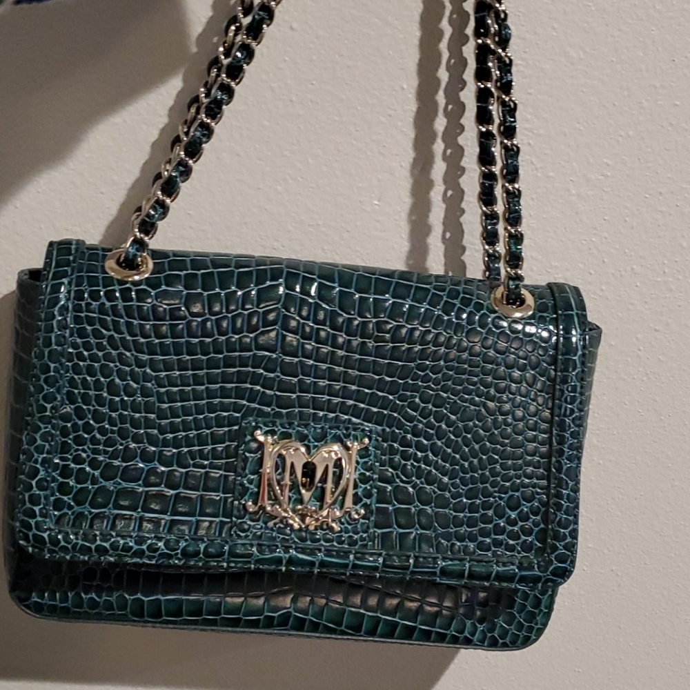 love Moschino handbag almost brand new - Picture 15 of 15